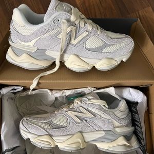 New Balance 9060 Quartz Grey (Women 6/Men 4.5)